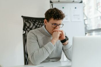 Cash Flow for Growth: Investment and Expansion Strategies for Startups