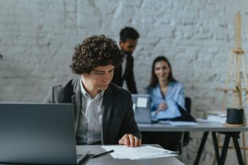 Growth-Based vs Driver-Based Forecasting: An Essential Guide for Startups