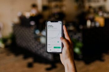 6 Ways to Avoid Late Payment Problems