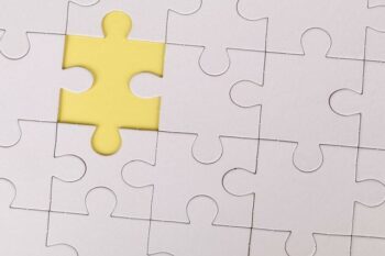 How to build Effective Upselling & Cross-selling Strategies. eCommerce Business Cheat Sheet!