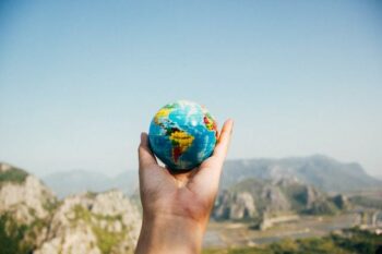 4 Groundbreaking ways eCommerce Entrepreneurs are Changing the World